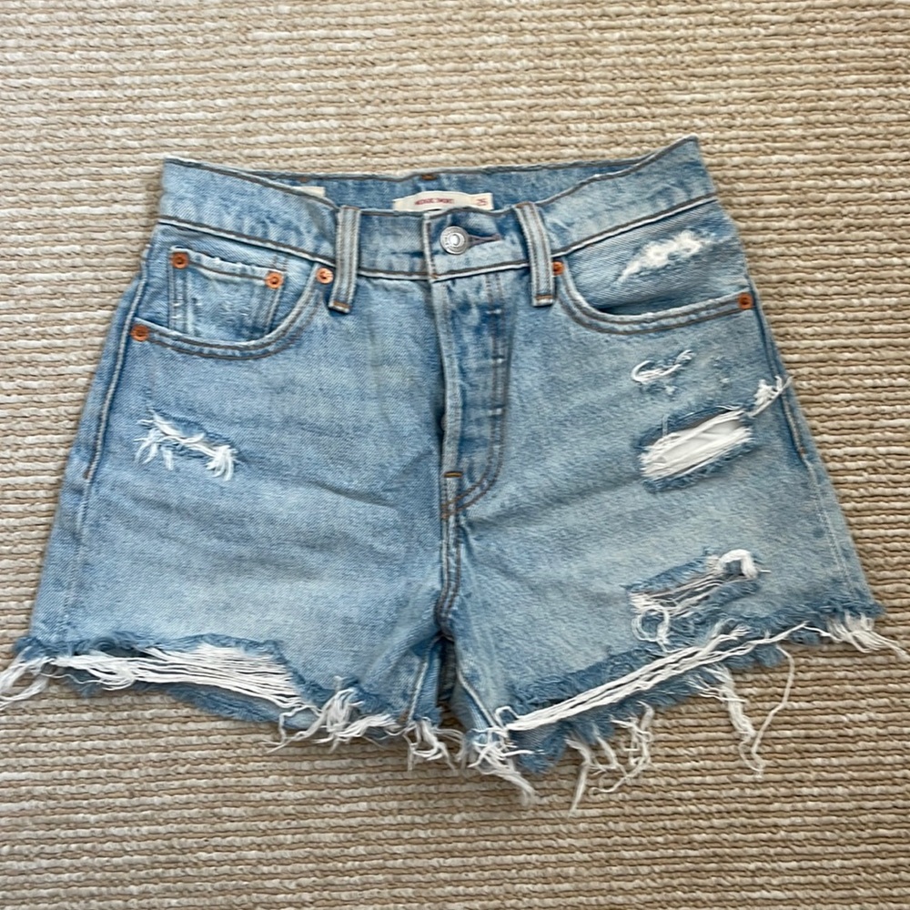 Levi’s wedgie short